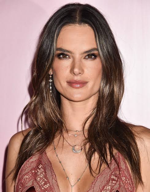 alessandra ambrosio 1981